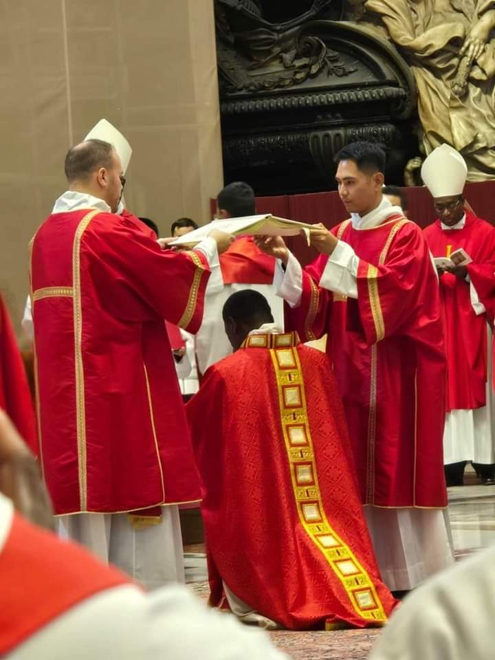 RELIGON: ORDINATION ÉPISCOPALE DE MGR JULIEN KABORÉ : UN ...